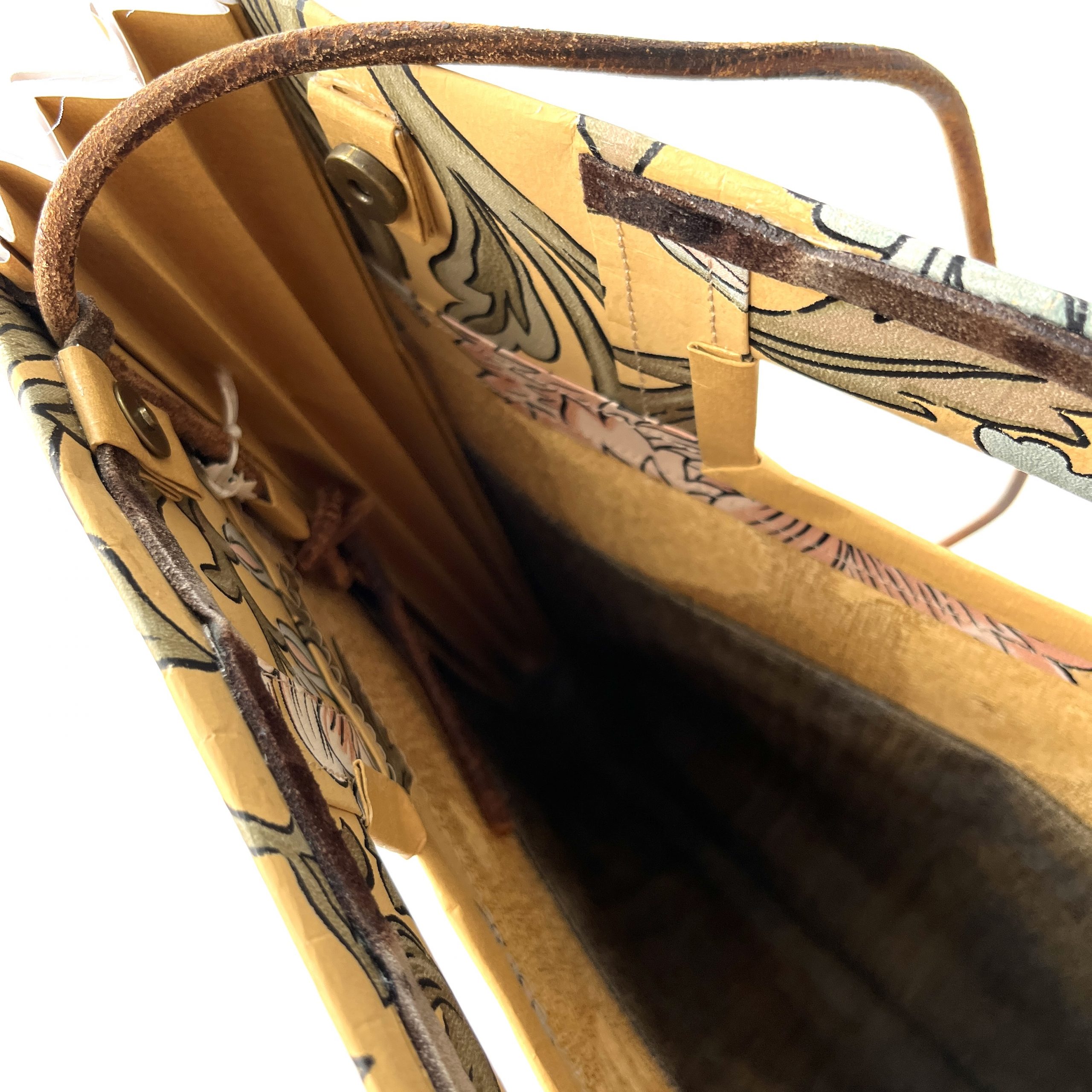 Plattitüte1 von oben seitlich